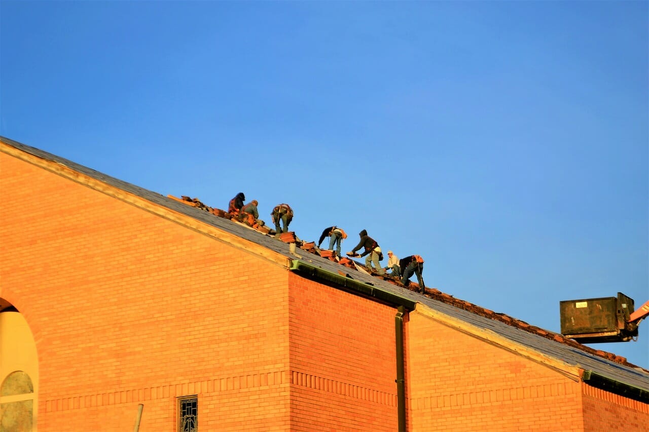 Maximizing Longevity – The Secret to Commercial Roofing Success
